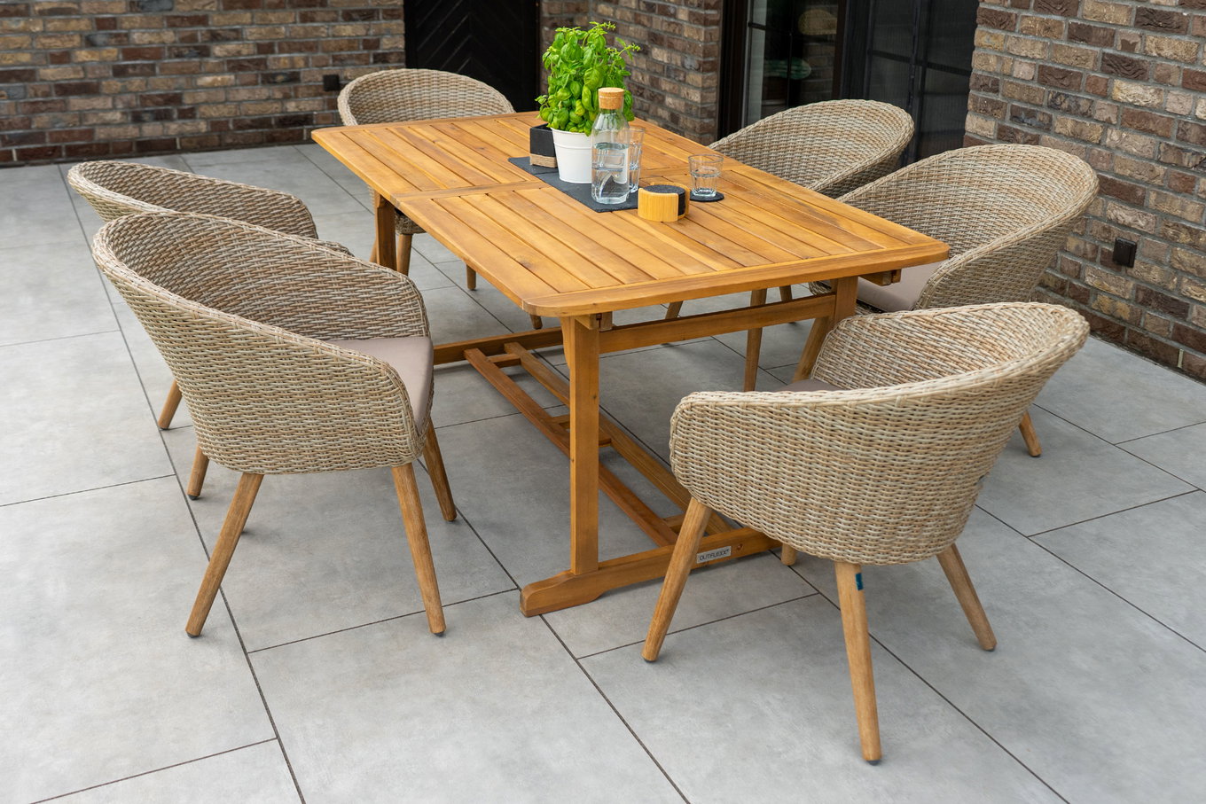 Salon de jardin PLOß Borneo, beige/naturel, Acacia/Résine tressée, Extensible, 180/240 x 100 cm, 6 chaises 65 x 60 cm, Coussins Inclus, Produit certifié FSC® 34554__1