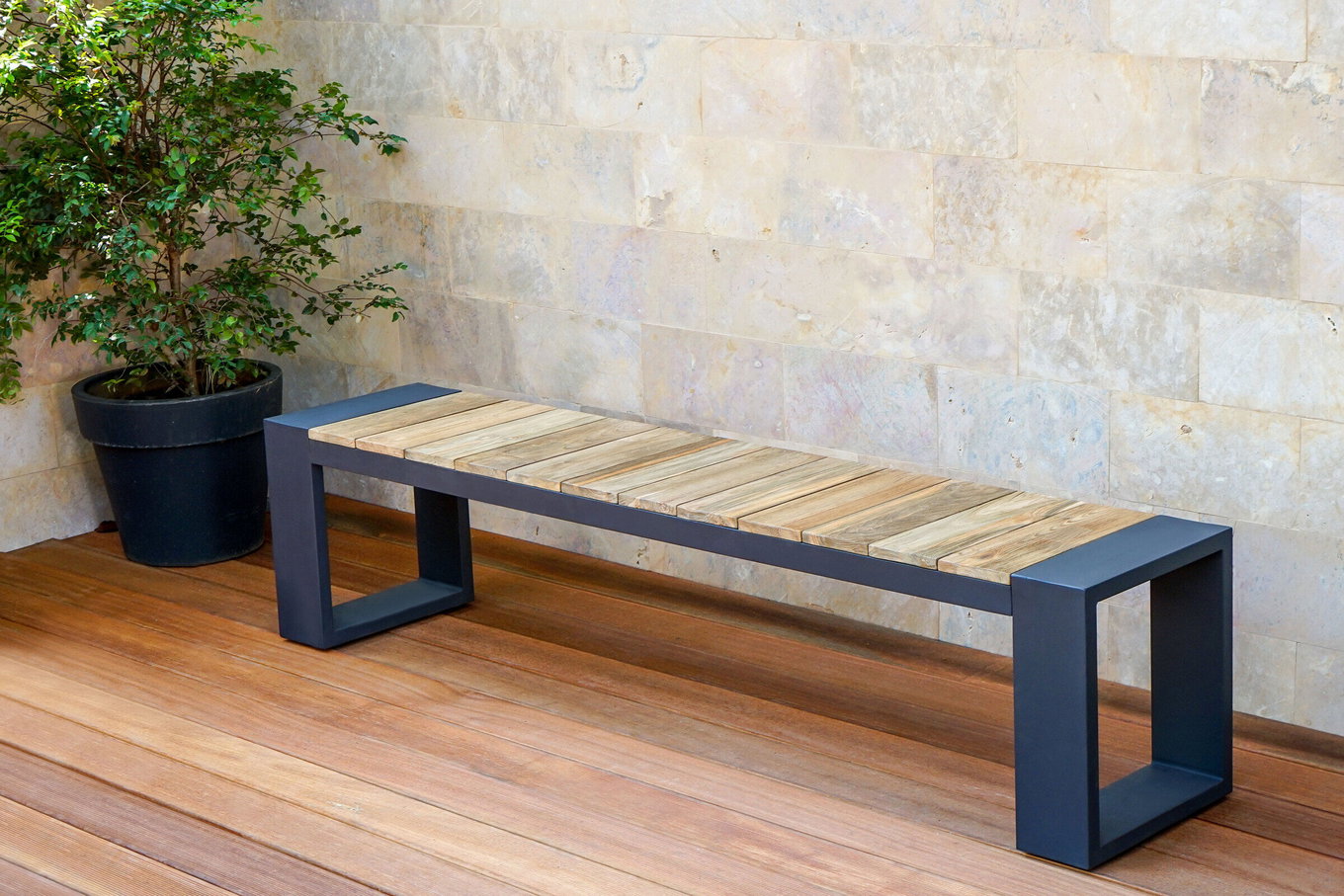 Banc OUTFLEXX Kona, gris foncé/naturel, Alu/teck recyclé, 200x40x45cm, brossé rustique, piètement en U, produit certifié FSC® 20329__1