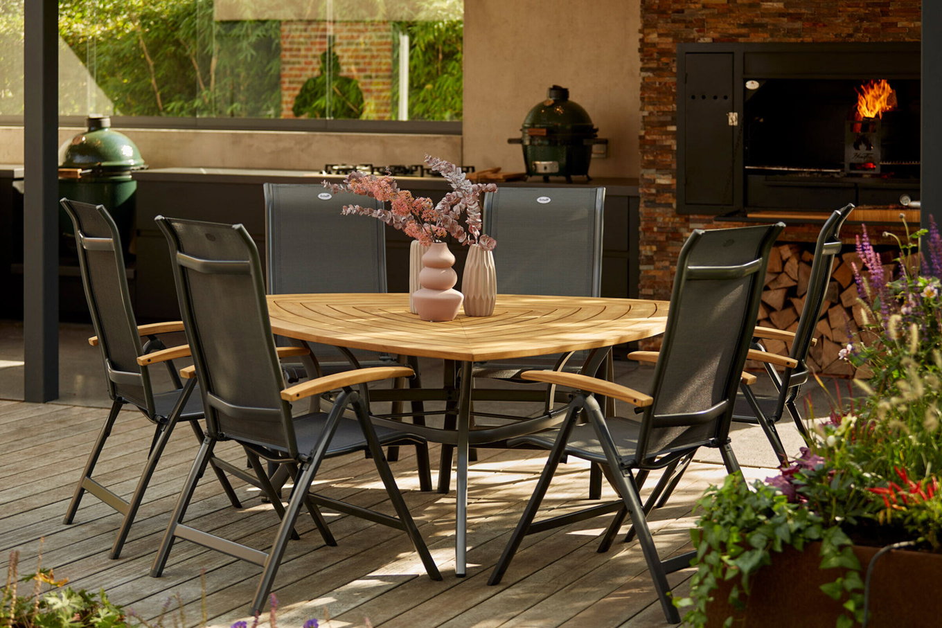 HARTMAN Alice/Triangular Salon de jardin repas, xerix/naturel, Alu/Teck/2x2 Textilène, 170x170, 6 chaises pliantes 24162__1