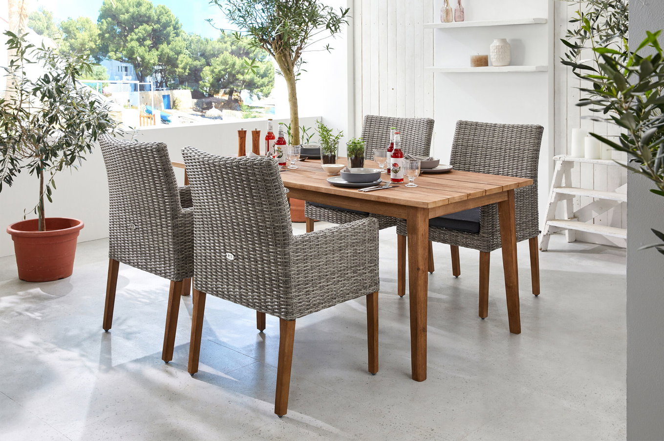 Ploß Borneo/Kota Ensemble repas de jardin, naturel/gris chiné, acacia/alu/résine tressée, 180x90cm, 4 fauteuils champêtres, produit certifié FSC® 28602__1
