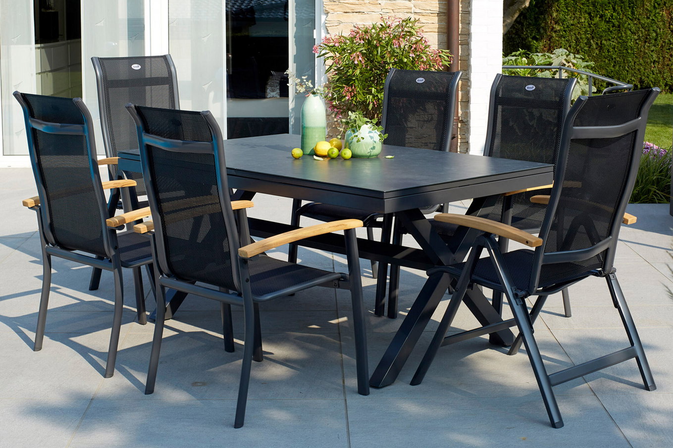 HARTMAN Xanadu / Alice Ensemble Repas de Jardin, xerix/naturel, Alu/Teck/Vitrocéramique, 4x4 Textiles, 4 Fauteuils Dining, 2 Chaises Pliantes, 160/220x100cm, Accoudoirs en Teck 23250__1