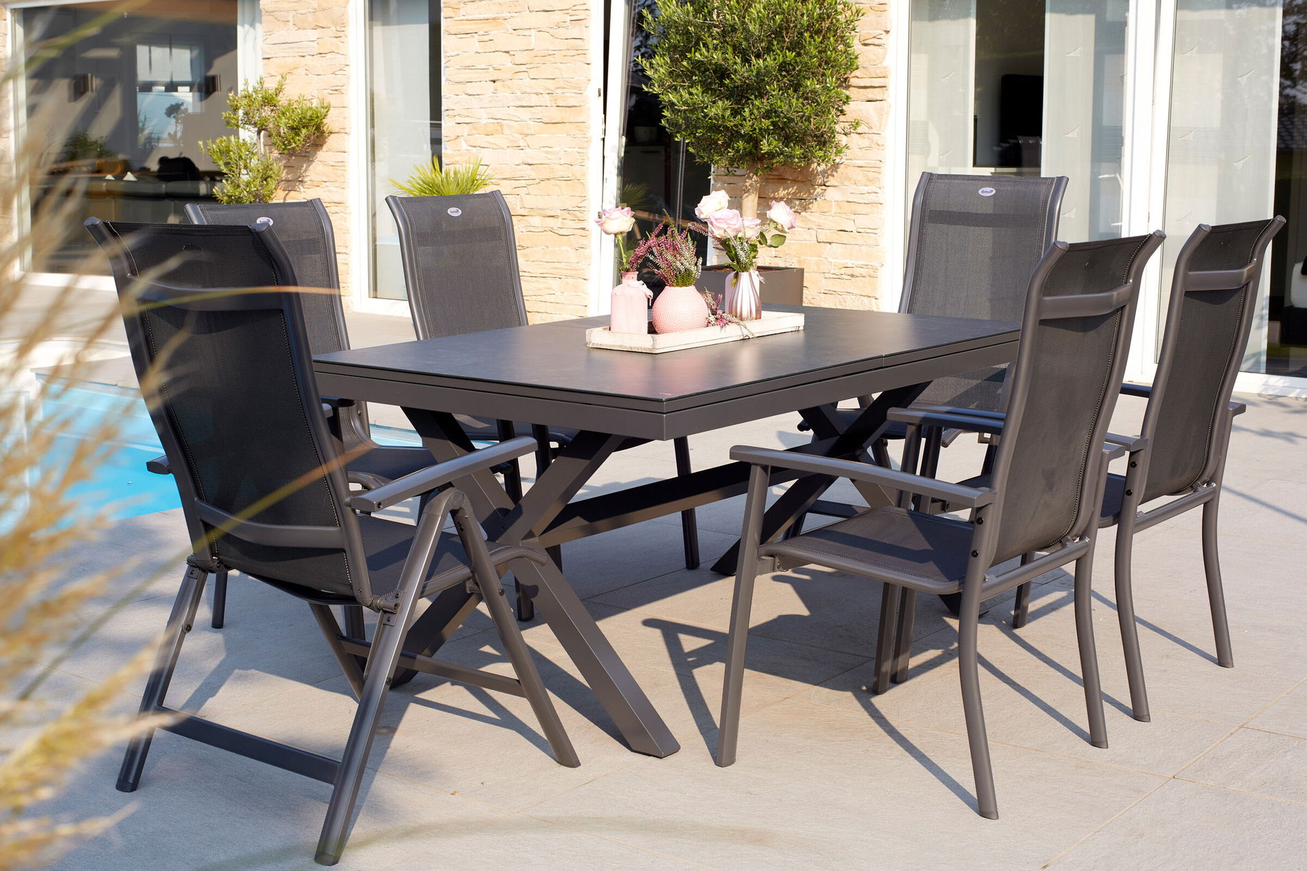 HARTMAN Xanadu / Alice Ensemble repas de jardin, xerix, Alu/Textilène/Vitrocéramique, 4 fauteuils empilables, 2 chaises pliantes, 160/220x100cm 23260__1