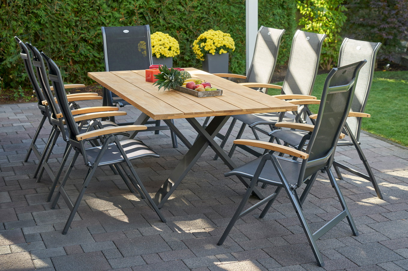 HARTMAN Xanadu / Alice Ensemble repas de jardin, xerix/noir, Alu/Teck, textilène 4x4, 8 chaises pliantes, 220x100cm 21158__1