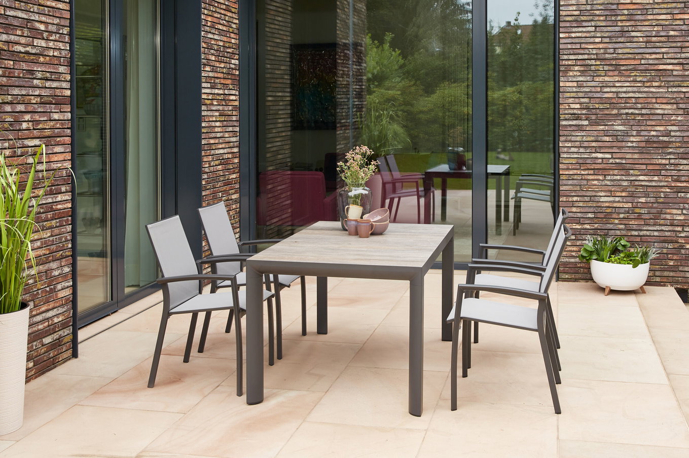 SIENA GARDEN Silva/Velia Ensemble repas de jardin, anthracite/gris, Alu/Tissu Ranotex®/Céramique, 140 x 90cm, incl. 4 fauteuils Dining 23819__1