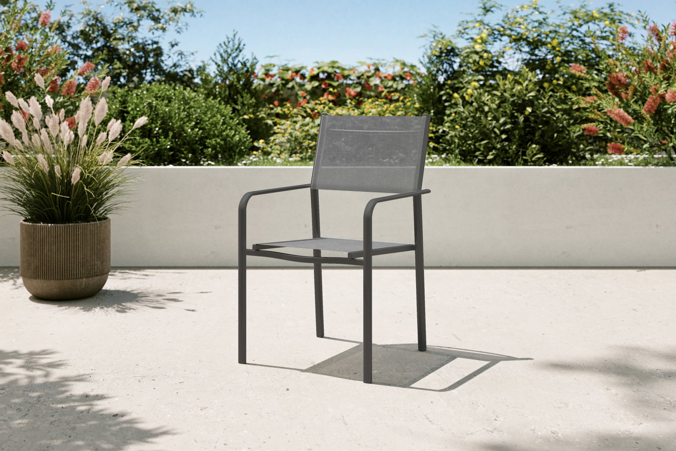VILLANA Tasmania Chaise empilable, Gris foncé, Aluminium, empilable, facile d'entretien, capacité de charge élevée, résistant aux intempéries 80107__1