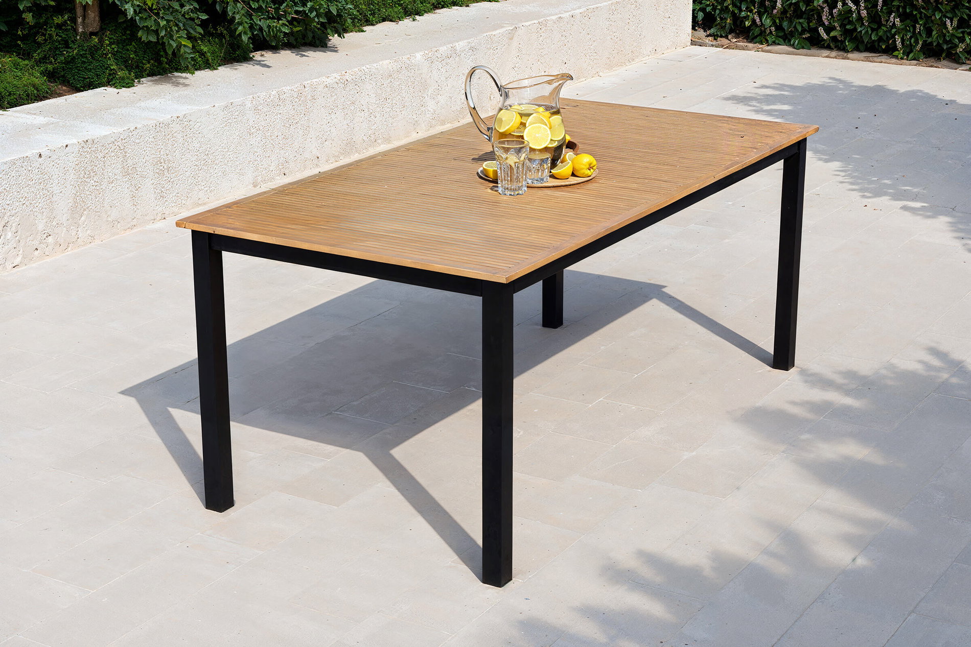 VILLANA Tasmania Table à manger, anthracite/naturel, alu/eucalyptus, 180 x 90 cm, produit certifié FSC®