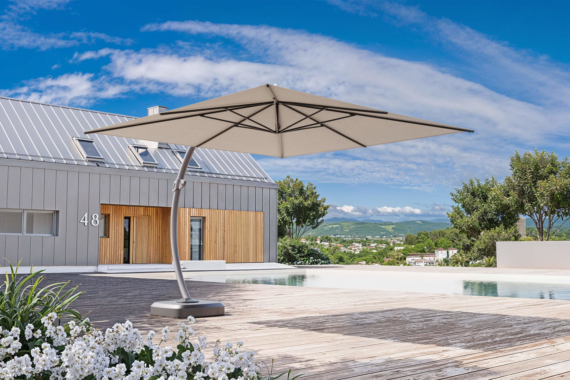 OUTFLEXX Parasol déporté de luxe, anthracite/crème, Acier inoxydable/Aluminium, 350 x 350 cm, livré avec pied de parasol et housse de protection