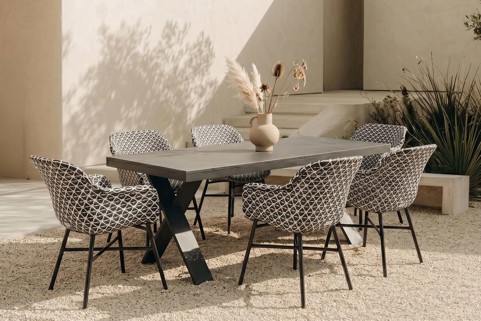 Hartman Xanadu Ensemble repas de jardin, noir/blanc/gris, Aluminium/Résine/Vitrocéramique, 220/280 x 100 cm table, extensible, robuste, résistant à la corrosion, résistant aux UV, avec patins, thermolaqué Hartman Xanadu Ensemble repas de jardin, noir/blanc/gris, Aluminium/Résine/Vitrocéramique, 220/280 x 100 cm table, extensible, robuste, résistant à la corrosion, résistant aux UV, avec patins, thermolaqué