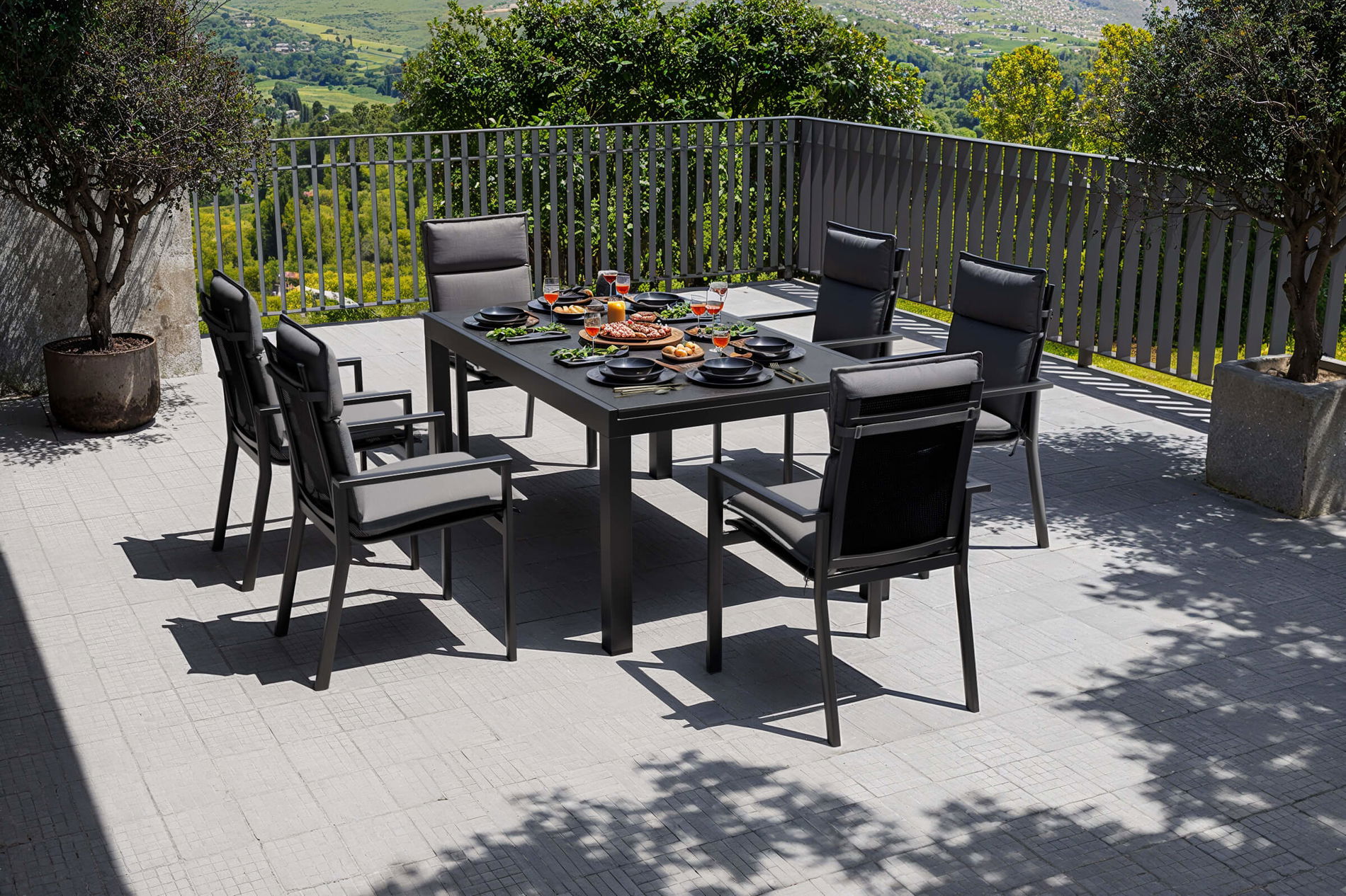 OUTFLEXX Premium Salon de jardin, anthracite mat/noir, Alu/Spraystone/Textilène, table 160/260 x 100 cm, extensible, 6 fauteuils empilables incl. 6 coussins