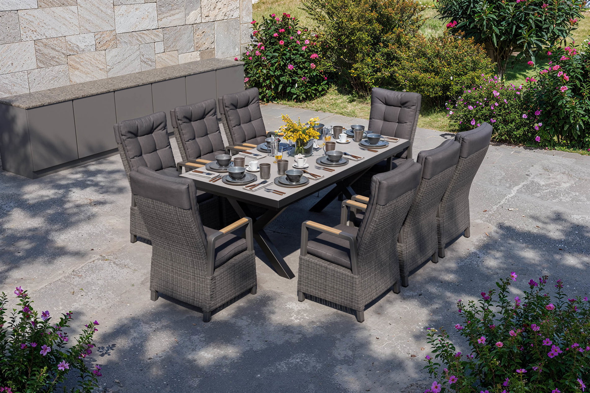 OUTFLEXX Serro Salon de jardin, noir/anthracite/gris, Alu/Polyrattan/Imitation pierre, 200/260 x 100 cm, 8 fauteuils de salle à manger, certifié FSC®, extensible