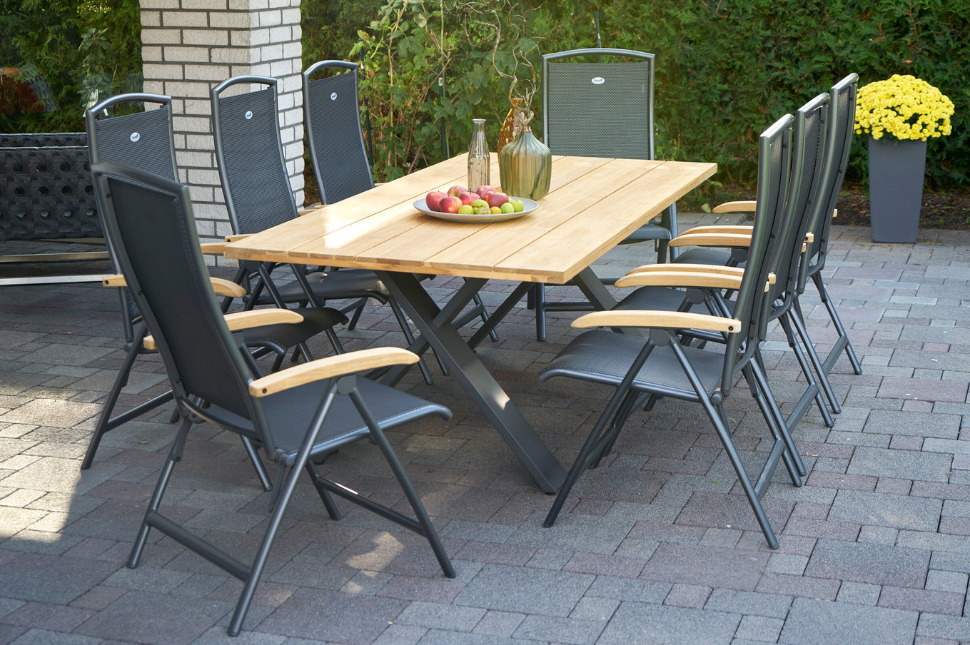 HARTMAN Xanadu / Raffaelo Salon de jardin, xerix/anthracite, Alu/Teck, 8 chaises pliantes, 220x100cm 21152__1