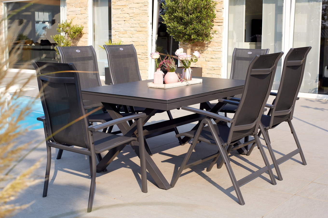 HARTMAN Xanadu / Alice Groupe repas de jardin, xerix, Alu/Textilène/Verre-céramique, 2 fauteuils empilables, 4 chaises pliantes, 160/220x100cm 23262__1
