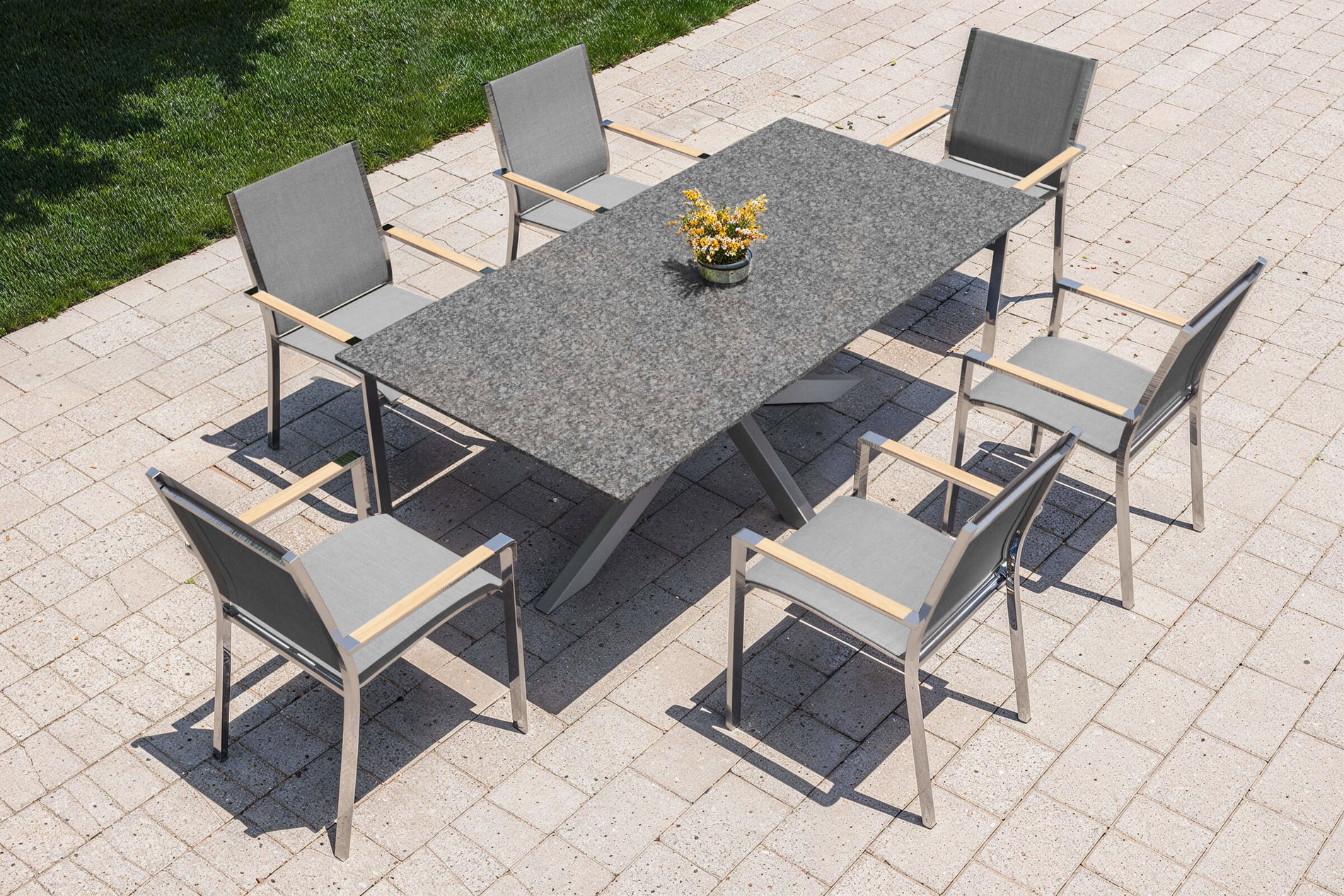 OUTFLEXX Montreal Garten-Essgruppe mit 6 Sesseln, schwarz/grau, Edelstahl/Textilene, 200 x 100 cm, stapelbar, Armlehnen aus Teak OUTFLEXX Montreal Garten-Essgruppe mit 6 Sesseln, schwarz/grau, Edelstahl/Textilene, 200 x 100 cm, stapelbar, Armlehnen aus Teak